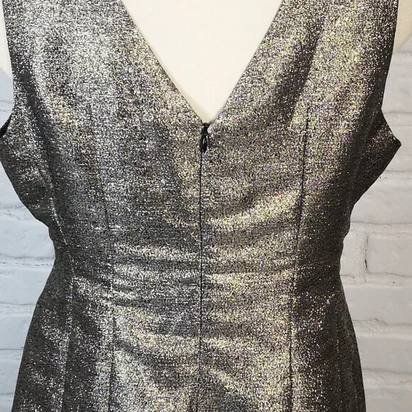 Smart Set Ladies Size 16 Lined Shimmery Dark Silver Sleeveless Party Dress - Picture 7 of 10